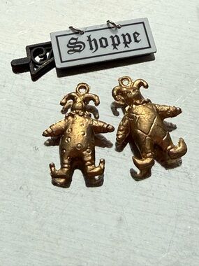 Department 56 Nettie Quinn Clown Jester Miniature Charms — Set of 2